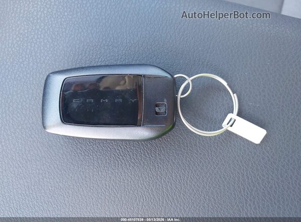 4T1DAACK3TU690224 2026 TOYOTA LE Silver Вид панелі приладів