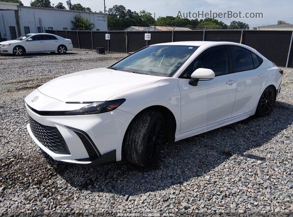 4T1DAACK4SU073414 2025 TOYOTA CAMRY White Առջևի ձախ երեք քառորդ տեսարան