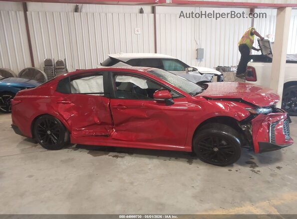 4T1DAACK4SU129495 2025 TOYOTA CAMRY Red Widok wnętrza z tyłu