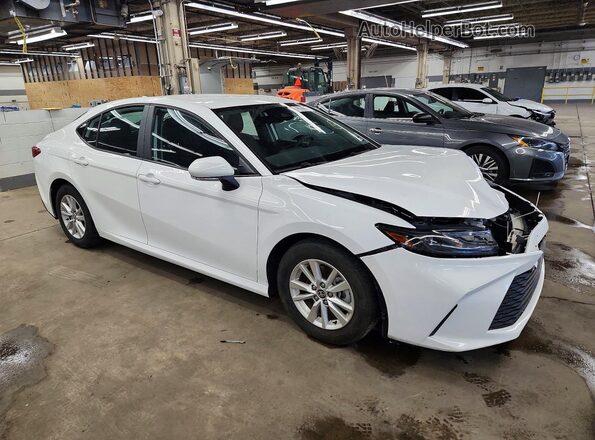 4T1DAACK4SU151609 2025 TOYOTA CAMRY White Առջևի աջ
