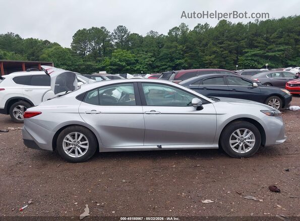 4T1DAACK4SU527323 2025 TOYOTA CAMRY Silver უკანა სალონის ხედი