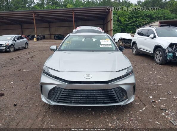 4T1DAACK4SU527323 2025 TOYOTA CAMRY Silver ხელსაწყოთა პანელის ხედი