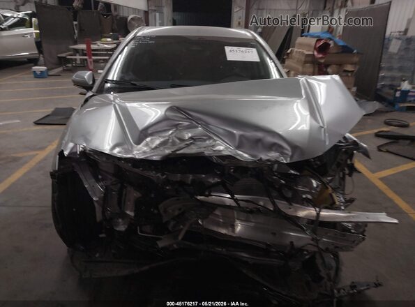 4T1DAACK4SU614784 2025 TOYOTA CAMRY Gray Widok wnętrza z tyłu