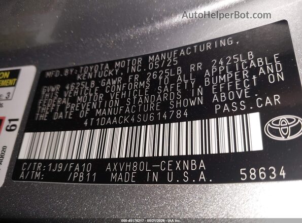 4T1DAACK4SU614784 2025 TOYOTA CAMRY Gray Widok komory silnika