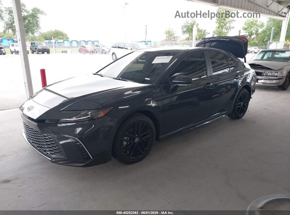 4T1DAACK4SU641273 2025 TOYOTA CAMRY Gray Vista tres cuartos delantera izquierda