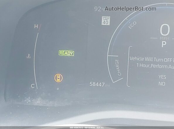 4T1DAACK5SU060039 2025 TOYOTA CAMRY Black უკანა სავარძლების ხედი