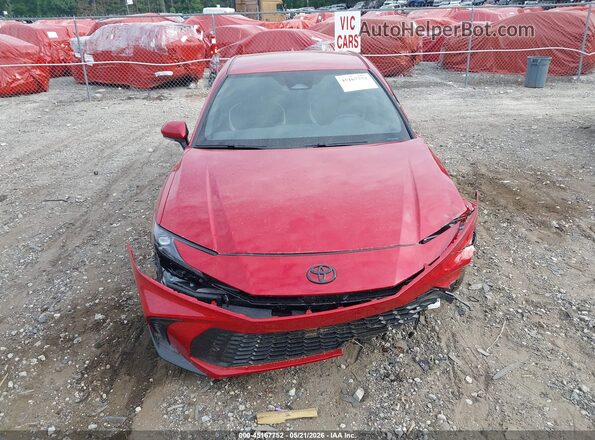 4T1DAACK5SU171982 2025 TOYOTA CAMRY Red Widok zestawu wskaźników