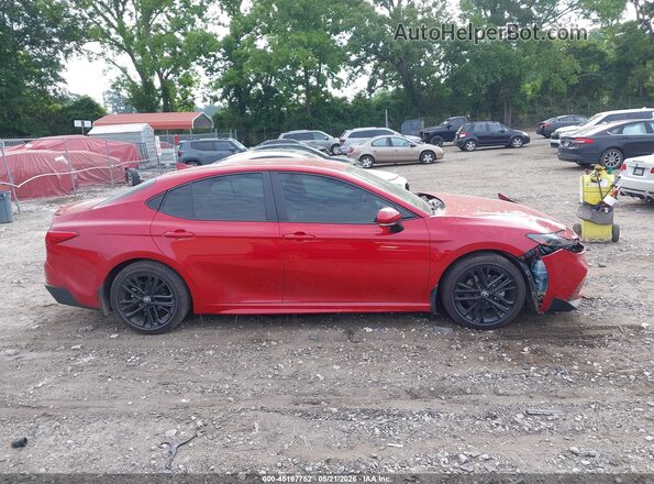 4T1DAACK5SU171982 2025 TOYOTA CAMRY Red Widok wnętrza z tyłu
