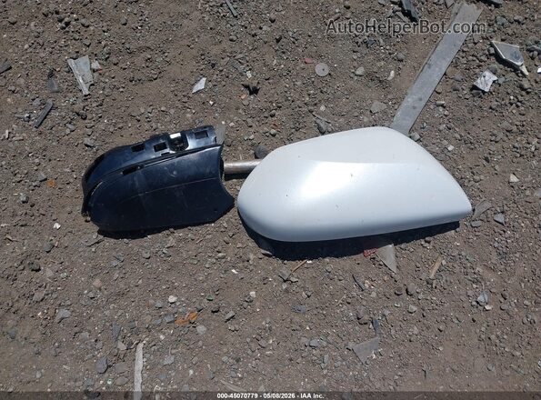 4T1DAACK5SU180570 2025 TOYOTA CAMRY White Vista del cuadro de instrumentos