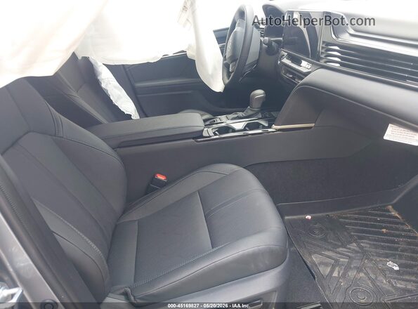 4T1DAACK5TU669701 2026 TOYOTA CAMRY Gray Vista interior delantera