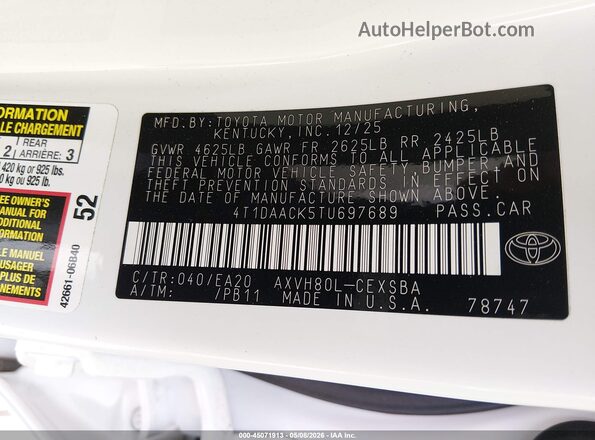 4T1DAACK5TU697689 2026 TOYOTA CAMRY White Vista del compartimento del motor