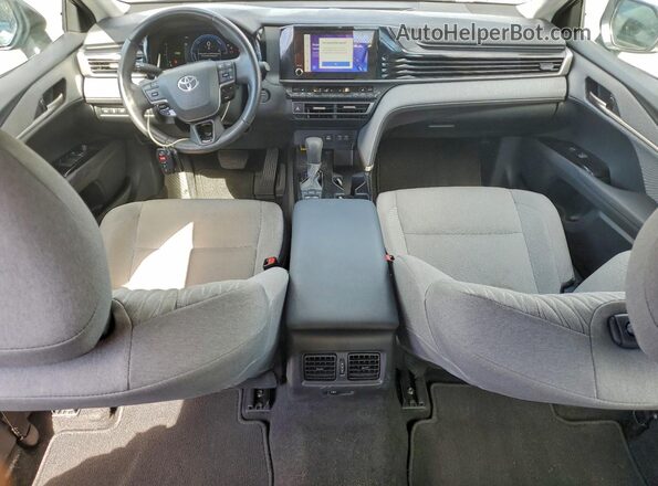 4T1DAACK6SU099075 2025 TOYOTA CAMRY Синий Вид панели приборов