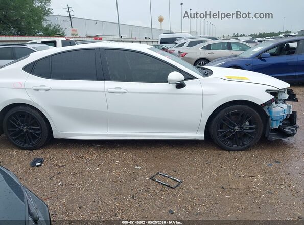 4T1DAACK6SU105196 2025 TOYOTA CAMRY White Widok wnętrza 360 stopni