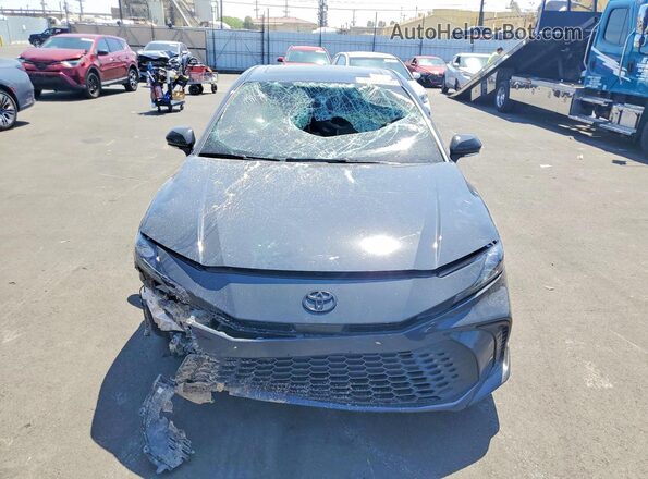 4T1DAACK6SU566527 2025 TOYOTA CAMRY Серый Вид спереди