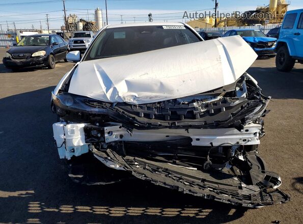 4T1DAACK6SU626399 2025 TOYOTA CAMRY Белый Вид спереди