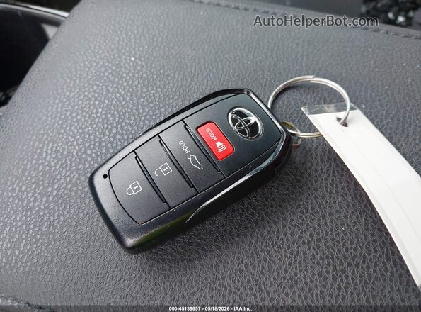 4T1DAACK6TU262874 2026 TOYOTA CAMRY Red Vista del salpicadero