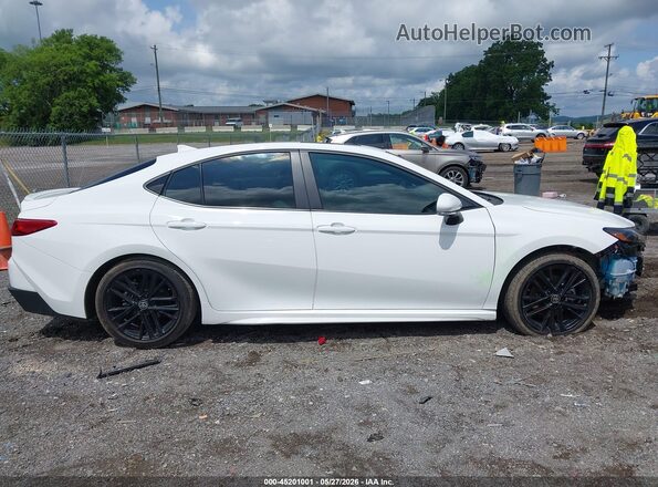 4T1DAACK7SU078638 2025 TOYOTA CAMRY White უკანა სალონის ხედი