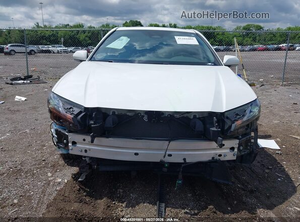 4T1DAACK7SU078638 2025 TOYOTA CAMRY White ხელსაწყოთა პანელის ხედი