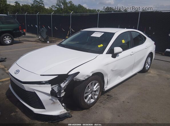 4T1DAACK7SU099652 2025 TOYOTA CAMRY White Передня ліва чверть