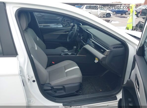 4T1DAACK7SU201483 2025 TOYOTA CAMRY White წინა სალონის ხედი