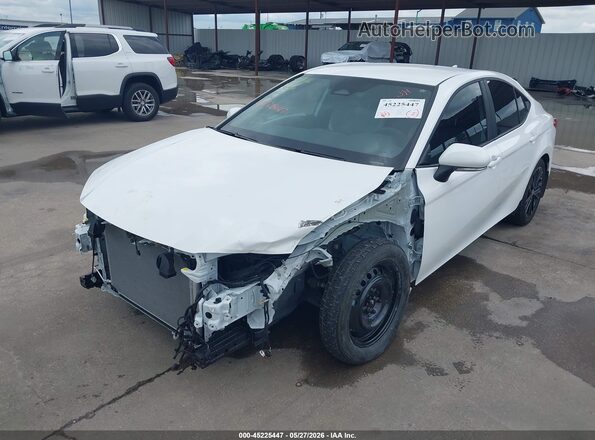 4T1DAACK7SU201483 2025 TOYOTA CAMRY White წინა მარცხენა ხედი სამი მეოთხედიდან