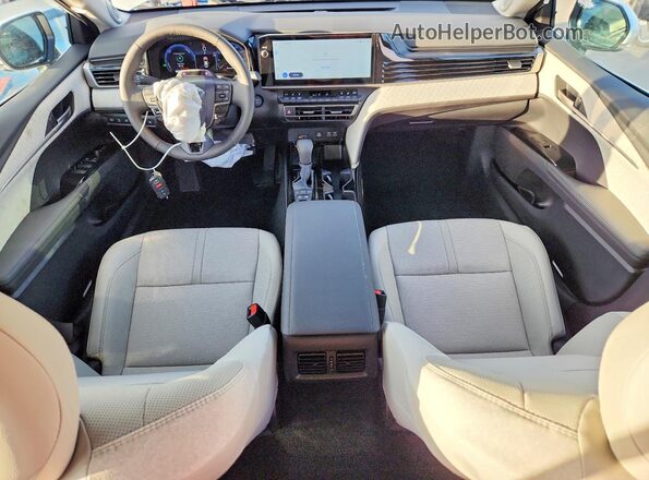 4T1DAACK7TU262883 2026 TOYOTA LE White Vista del salpicadero