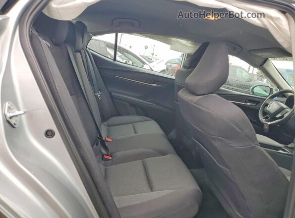 4T1DAACK8TU211764 2026 TOYOTA LE Silver უკანა სავარძლების ხედი