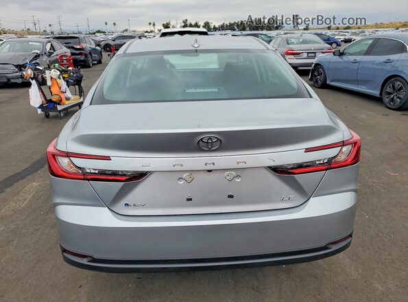4T1DAACK8TU211764 2026 TOYOTA LE Silver უკანა ხედი