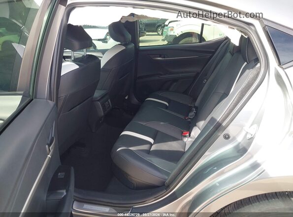 4T1DAACK8TU700150 2026 TOYOTA CAMRY Gray VIN კოდის სტიკერის ხედი
