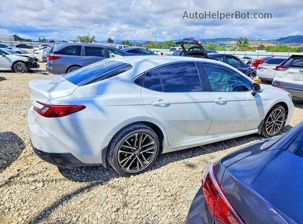 4T1DAACK9SU054924 2025 TOYOTA CAMRY Белый Задняя правая четверть