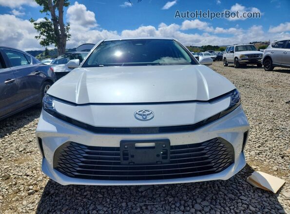 4T1DAACK9SU054924 2025 TOYOTA CAMRY Белый Вид спереди