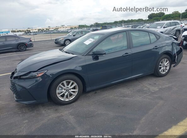 4T1DAACK9SU109775 2025 TOYOTA CAMRY Gray Vista tres cuartos delantera izquierda