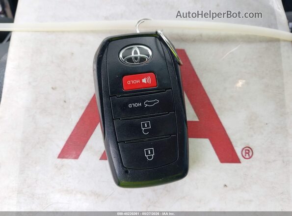 4T1DAACK9SU551567 2025 TOYOTA CAMRY Silver Vista del salpicadero
