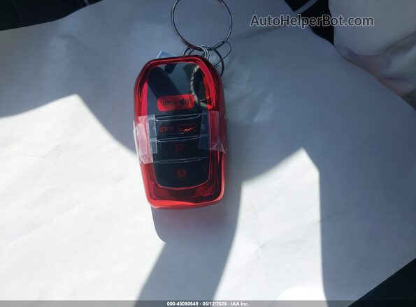 4T1DAACK9TU279197 2026 TOYOTA LE Red Vista del salpicadero
