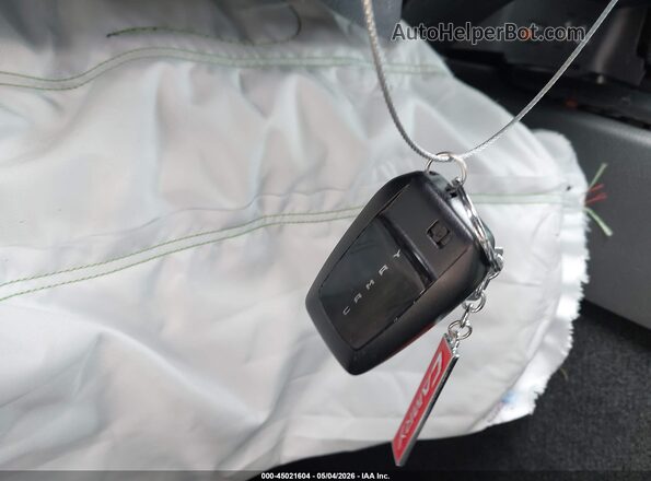 4T1DAACK9TU283184 2026 TOYOTA CAMRY Gray Вид панелі приладів