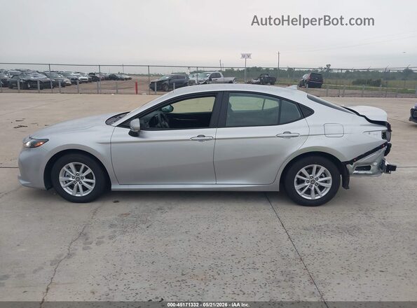 4T1DAACK9TU701064 2026 TOYOTA CAMRY Silver Սալոնի 360 աստիճան տեսք