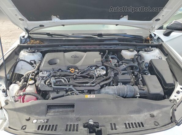 4T1DAACKXSU015646 2025 TOYOTA CAMRY Белый Вид задней части салона