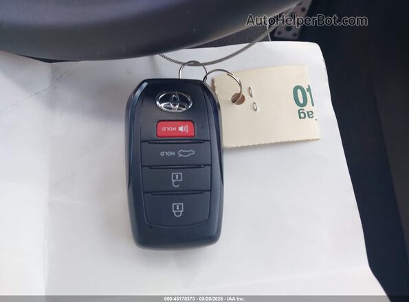 4T1DAACKXSU031667 2025 TOYOTA CAMRY White Вид панелі приладів