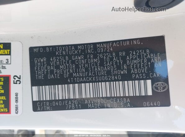 4T1DAACKXSU062840 2025 TOYOTA CAMRY White Widok komory silnika