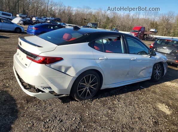 4T1DAACKXSU136001 2025 TOYOTA CAMRY White Հետևի աջ