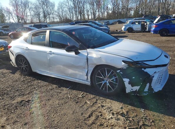 4T1DAACKXSU136001 2025 TOYOTA CAMRY White Առջևի աջ