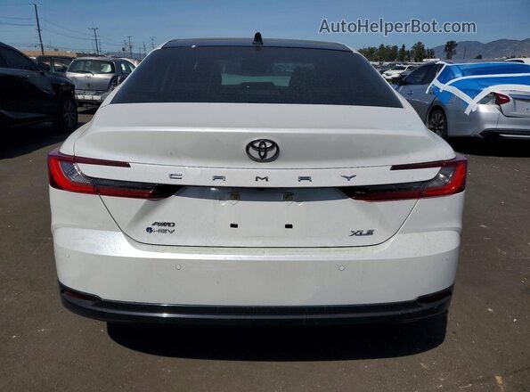 4T1DBADK0SU025968 2025 TOYOTA CAMRY White 