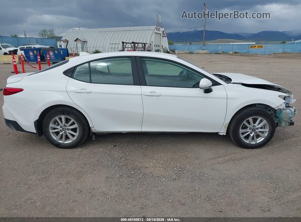 4T1DBADK0TU547744 2026 TOYOTA CAMRY White Սալոնի 360 աստիճան տեսք