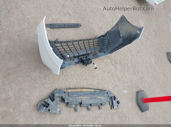 4T1DBADK0TU547744 2026 TOYOTA CAMRY White Սարքավորումների վահանակի տեսք