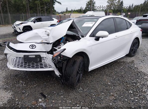 4T1DBADK2SU501749 2025 TOYOTA CAMRY Белый Передняя левая четверть