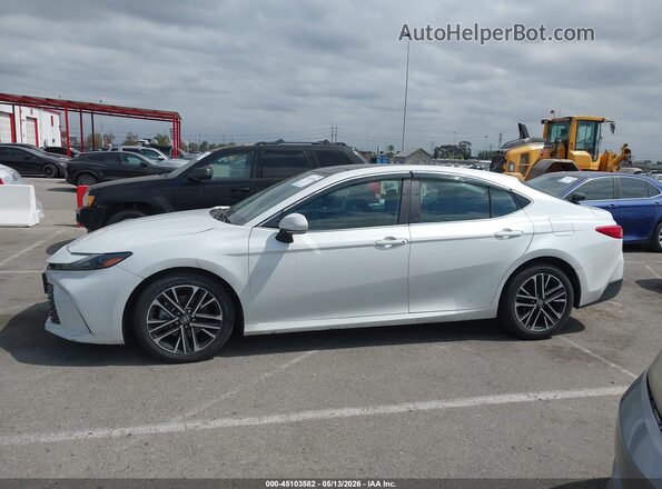 4T1DBADK3SU013457 2025 TOYOTA LE White Widok wnętrza 360 stopni