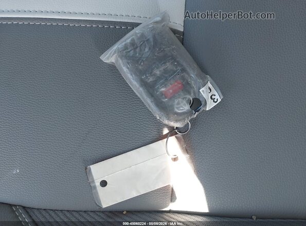 4T1DBADK5TU038412 2026 TOYOTA CAMRY Black Вид панелі приладів