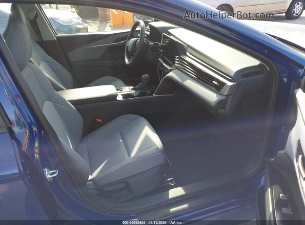 4T1DBADKXSU036041 2025 TOYOTA LE Blue Widok wnętrza z przodu