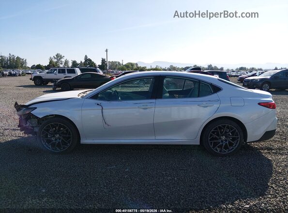 4T1DBADKXTU039992 2026 TOYOTA CAMRY Белый 