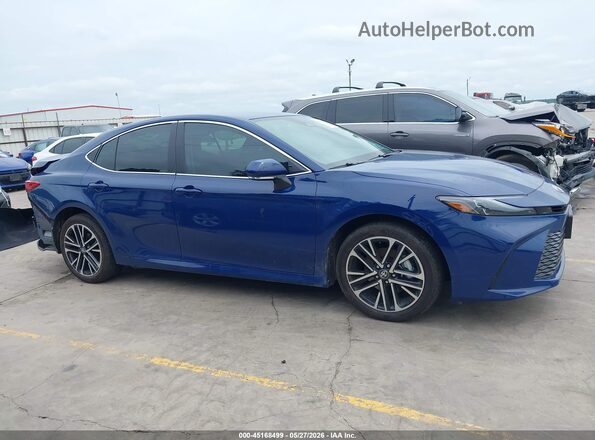 4T1DBADKXTU051012 2026 TOYOTA CAMRY Синий Вид задней части салона